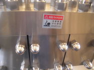 PLC Sanitary Ice Cream Homogenizer 6000L / H مع تنظيف CIP